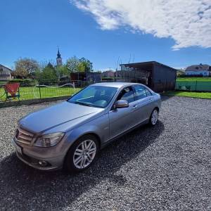 Mercedes benc c klasa