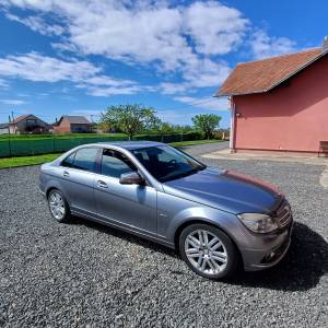 Mercedes benc c klasa