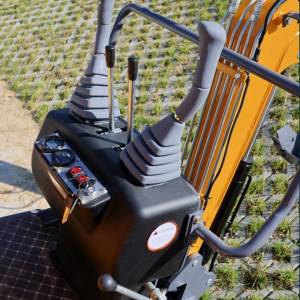 MINI BAGER 1 TONA SA ZAKRETNIM KRANOM