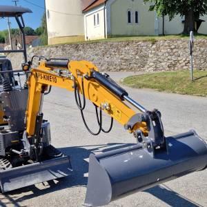 MINI BAGER 1 TONA SA ZAKRETNIM KRANOM