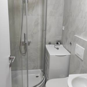 Najam potpuno novo uređene garsonjere