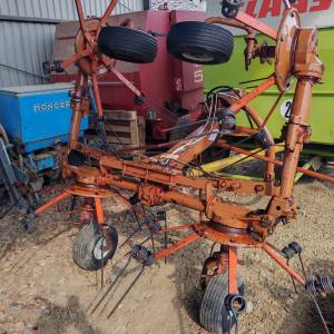 Okretac za sijeno Kuhn hidraulicni