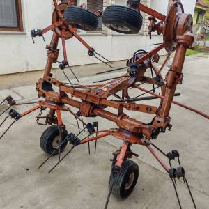 Okretac za sijeno Kuhn hidraulicni