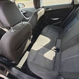 Opel Astra 1,7 CDTI, reg. do 09/26, novi set kvačila, 2 seta kotača