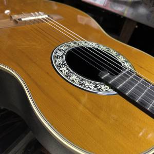Ovation koncert classic 1613 profi gitara