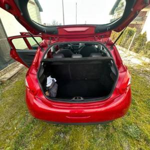 Peugeot 208 1,0 VTi 1. VLASNIK