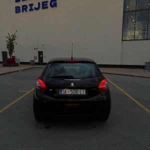 Peugeot 208 1.2 vti