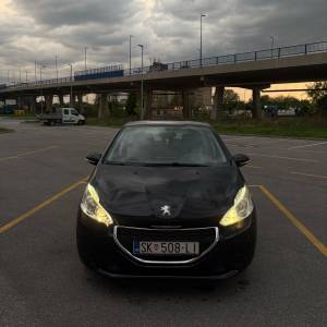 Peugeot 208 1.2 vti