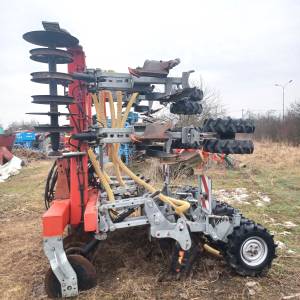 Podrivač strip-till Volmer Culex 8