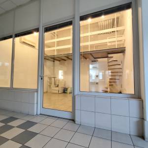 Poslovni prostor 40 m² – centar Krka, galerija, parking