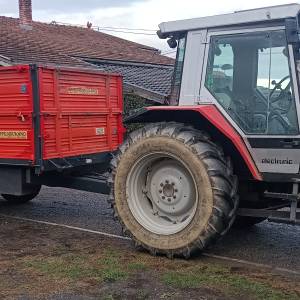 Prikolica jednoosovinka