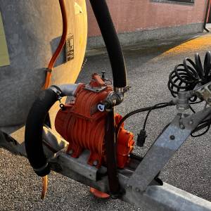 Prodaja cisterne 5150 PICHON iz Francuske