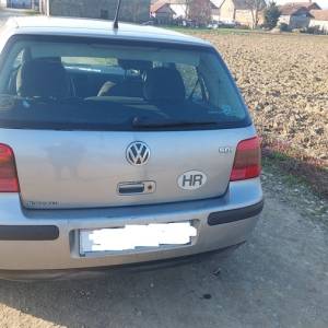 Prodaje se Golf IV
