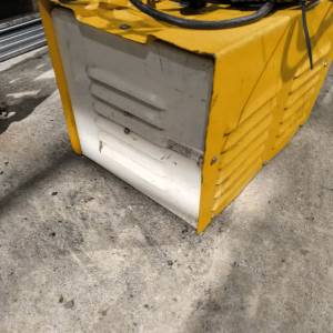 PRODAJEM APARAT ZA ZAVARIVANJE