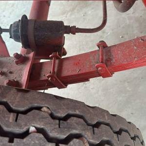 Prodajem prikolicu trostrani kiper