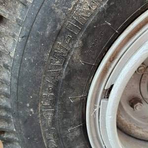 Prodajem prikolicu trostrani kiper