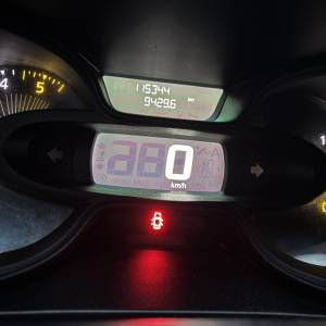 PRODAJEM RENAULT TRAFIC 1.6 TERETNI SAMO 115 TKM!