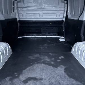 PRODAJEM RENAULT TRAFIC 1.6 TERETNI SAMO 115 TKM!