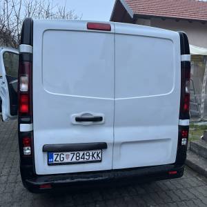 PRODAJEM RENAULT TRAFIC 1.6 TERETNI SAMO 115 TKM!