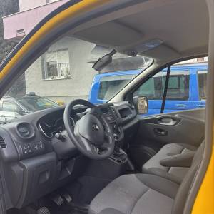 PRODAJEM RENAULT TRAFIC TERETNI 2.0 157TKM!