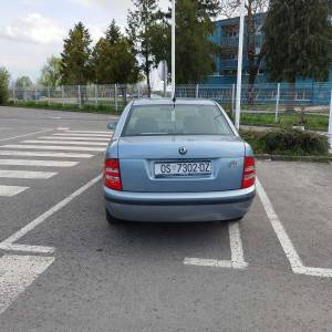 Prodajem Škoda fabia 1.2 12v