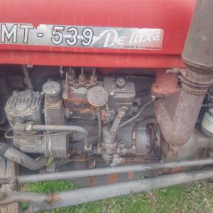 Prodajem traktor IMT 539