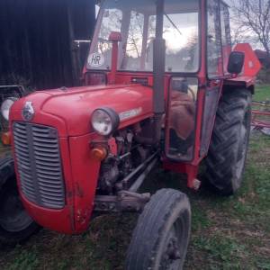 Prodajem traktor IMT 539