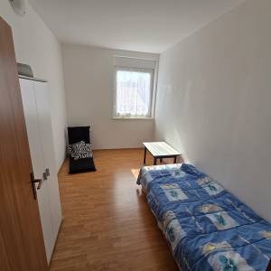 Pula - Monvidal, 4-sobni stan 128m2, terasa, 2. kat, otvoreni pogled