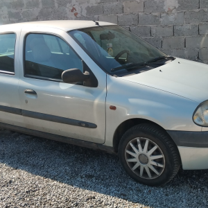 Renault Clio 1.2RN-43kw,2000god,reg:06/26god,