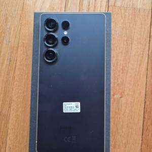 Samsung S25Ultra 256Gb Crni stanje 10/10,garancija 2028