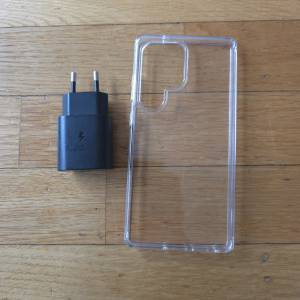 Samsung S25Ultra 256Gb Crni stanje 10/10,garancija 2028