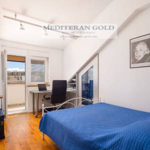 Split, Centar, četverosoban, dvoetažan stan