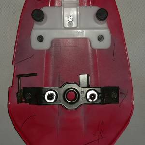 SUZUKI GSX-R 1000 - Poklopac suvozačevog sjedala