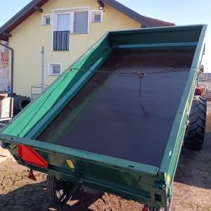 Tehnostroj prikolica