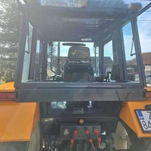 Traktor Renault 77-32