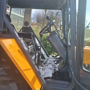 Traktor Renault 77-32