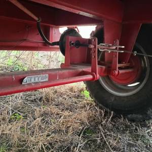 Traktorska prikolica