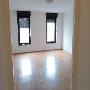 TREŠNJEVKA - Selska cesta - poslovni prostor 70 m2, odlična lokacija