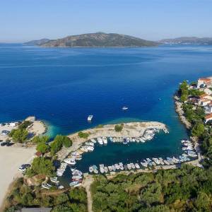 Trogir, Čiovo, Okrug Donji, na prodaju dvije autentične kamene kuće