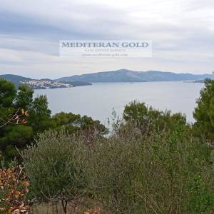 Trogir, Čiovo, poviše kampa Rožac, prodaje se negrađevno zemljište