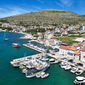 Trogir, Seget Donji, kuća za prodaju