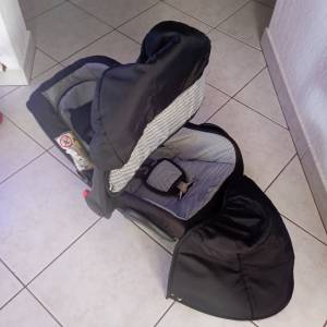 U prodaji su: Dječja kolica Kunert 3 u 1 i Kišobran kolica, kao nova ,