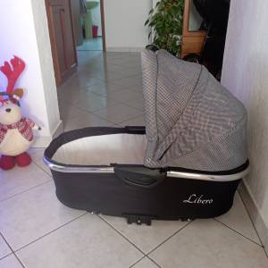 U prodaji su: Dječja kolica Kunert 3 u 1 i Kišobran kolica, kao nova ,