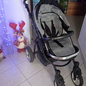 U prodaji su: Dječja kolica Kunert 3 u 1 i Kišobran kolica, kao nova ,