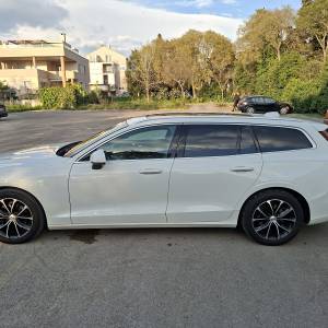 Volvo V60 3D Momentum