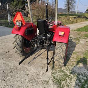 Zetor 2511 ima papire