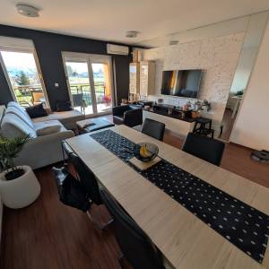 3-sobni stan u Čakovcu (Martane), 119 m² - balkon, park., garaža, dvor