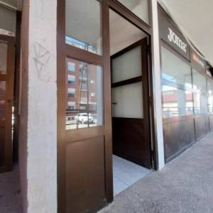 ATRAKTIVNI MALI LOKAL/POSLOVNI PROSTOR  ZA NAJAM!