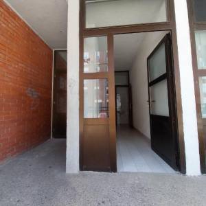 ATRAKTIVNI MALI LOKAL/POSLOVNI PROSTOR  ZA NAJAM!