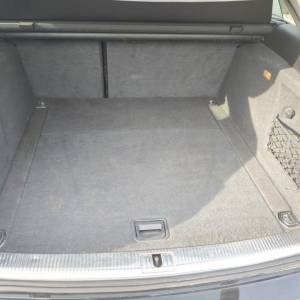 Audi A4 Avant 2,0 TDI Veliki servis.reg:7/26 tempomat,el.gepek..